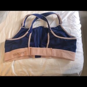 Shefit sports bra